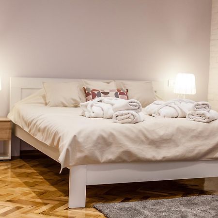Apartmani Studio Зренянин Экстерьер фото