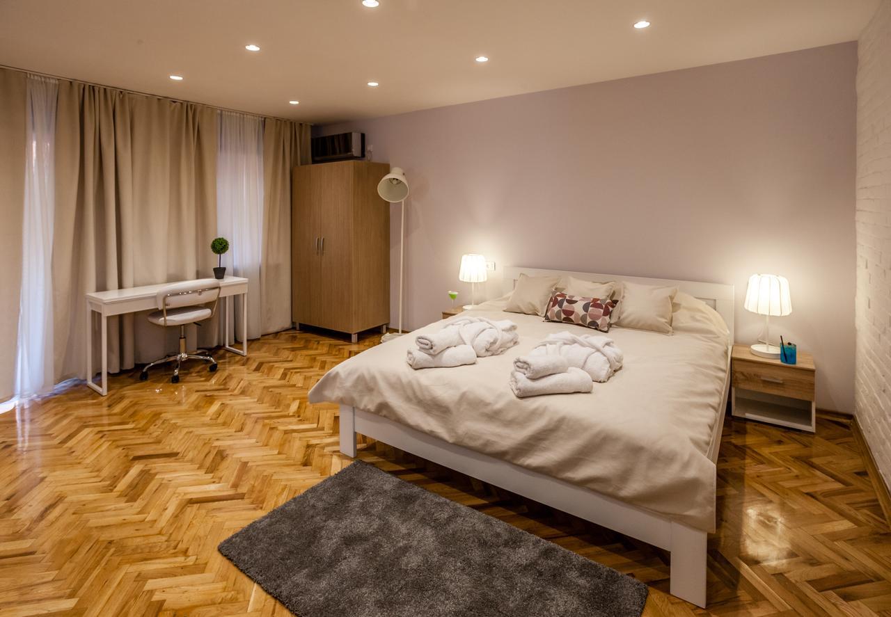 Apartmani Studio Зренянин Экстерьер фото