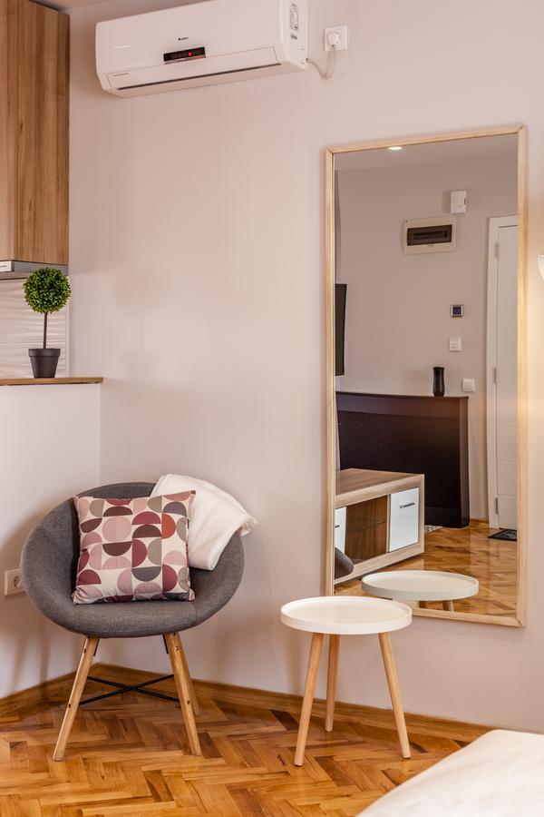 Apartmani Studio Зренянин Экстерьер фото